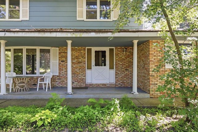 2814 Crosstown Boulevard NE, Andover, MN 55304