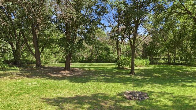 2814 Crosstown Boulevard NE, Andover, MN 55304