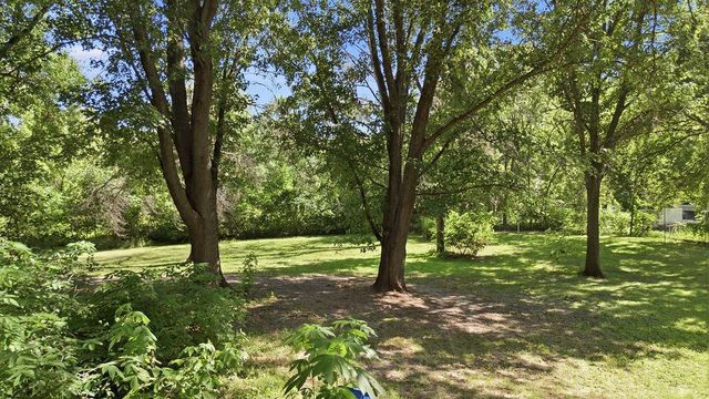 2814 Crosstown Boulevard NE, Andover, MN 55304