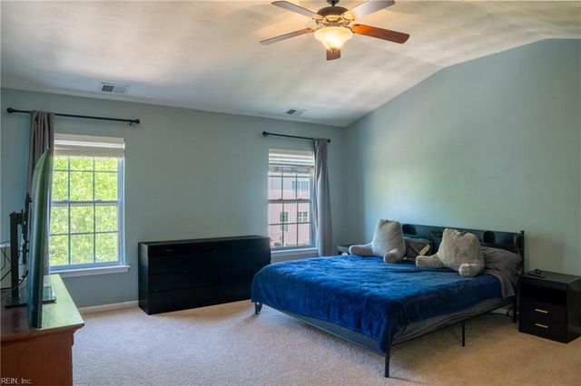 8159 Beckwith DR, Hayes, VA 23072