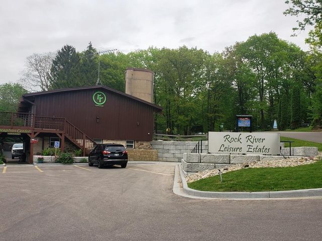 420 Skyline Drive, Edgerton, WI 53534