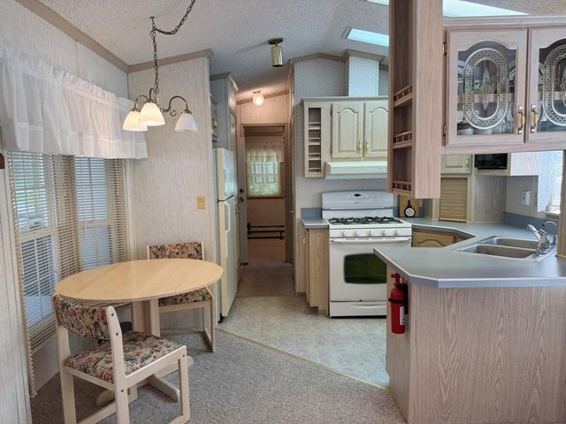 420 Skyline Drive, Edgerton, WI 53534