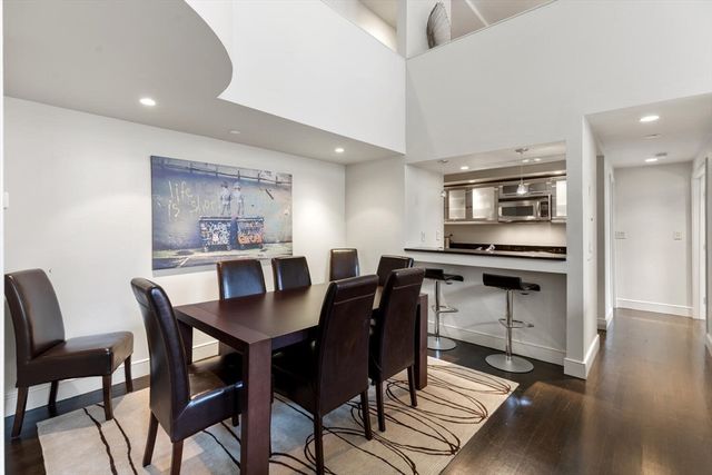 201 Newbury Street 202, Boston, MA 02116