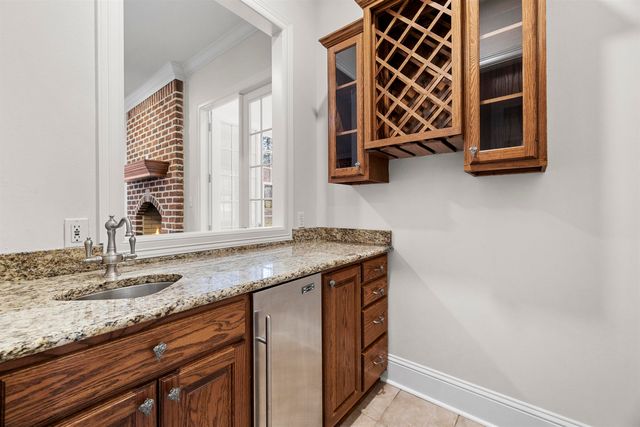 1500 Lotus Ln, Longview, TX 75604