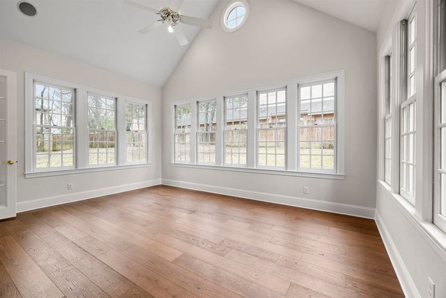 1500 Lotus Ln, Longview, TX 75604