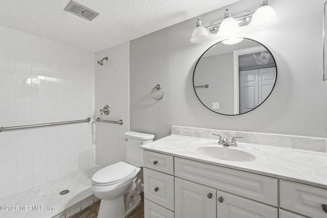 3857 MISSION Drive 3, Jacksonville, FL 32217