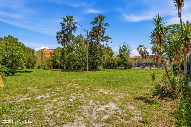 3857 MISSION Drive 3, Jacksonville, FL 32217