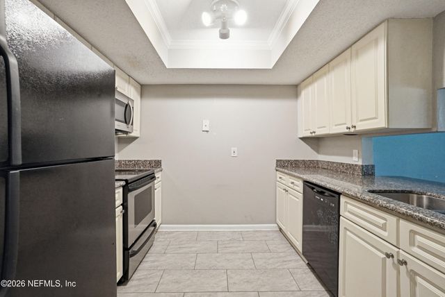 3857 MISSION Drive 3, Jacksonville, FL 32217