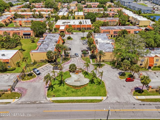 3857 MISSION Drive 3, Jacksonville, FL 32217