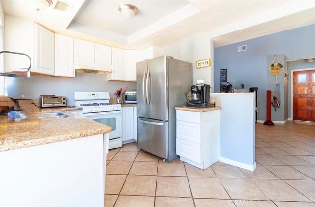 36848 Hillcrest, Palmdale, CA 93552