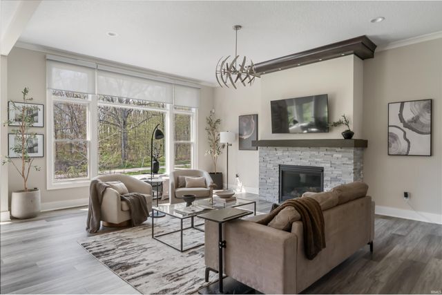 14379 Whisper Rock Boulevard, Fort Wayne, IN 46845