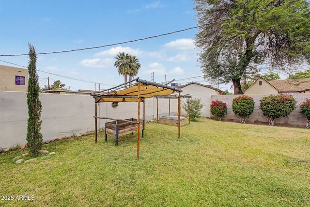 126 W 3RD Place, Mesa, AZ 85201