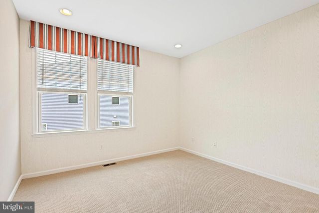 42350 BENFOLD SQ, Brambleton, VA 20148