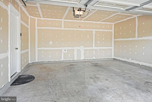 42350 BENFOLD SQ, Brambleton, VA 20148