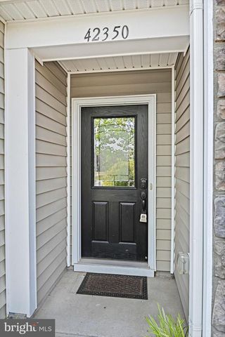 42350 BENFOLD SQ, Brambleton, VA 20148