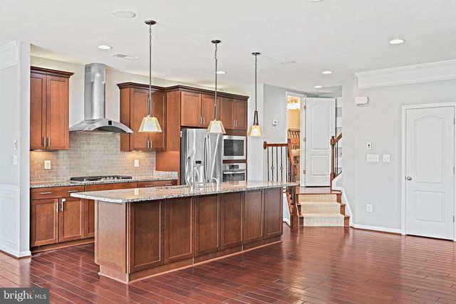42350 BENFOLD SQ, Brambleton, VA 20148