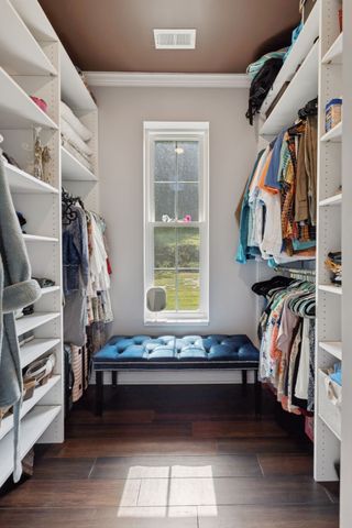 2658 Sycamore Valley Rd, Pleasant Shade, TN 37145