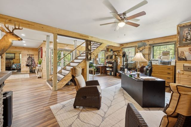 2658 Sycamore Valley Rd, Pleasant Shade, TN 37145