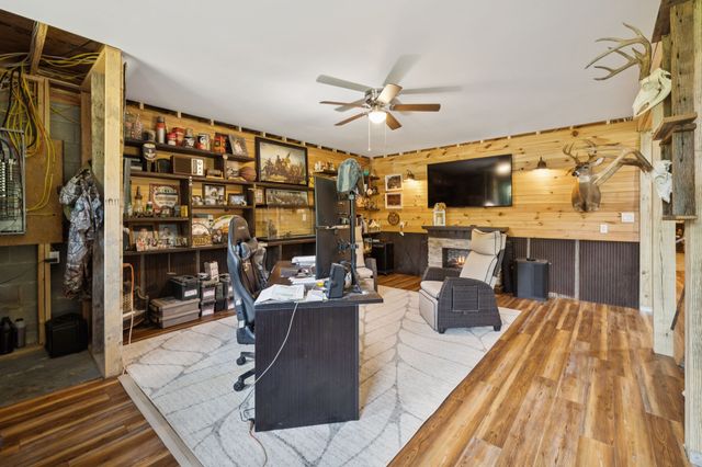 2658 Sycamore Valley Rd, Pleasant Shade, TN 37145