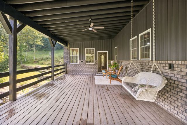 2658 Sycamore Valley Rd, Pleasant Shade, TN 37145