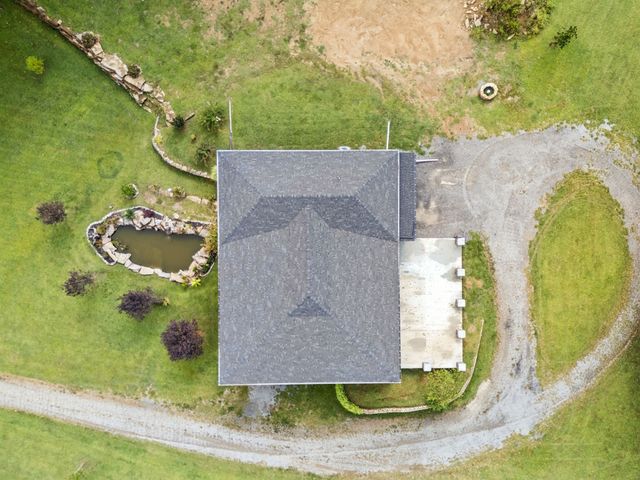 2658 Sycamore Valley Rd, Pleasant Shade, TN 37145