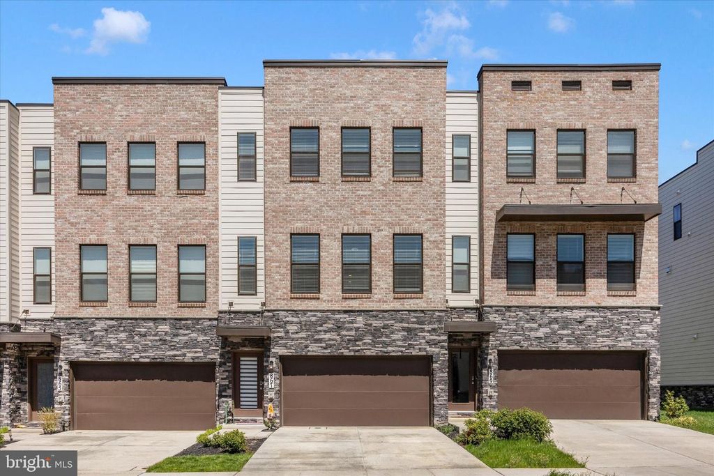867 AMITY ST, Frederick, MD 21701