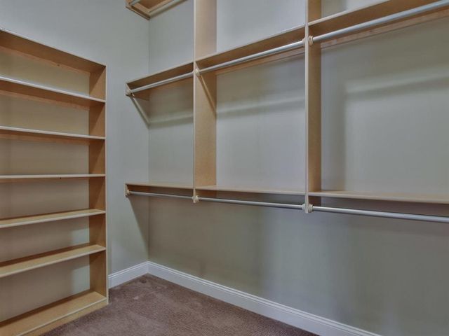 1021 E Rosemont Ct, Andover, KS 67002