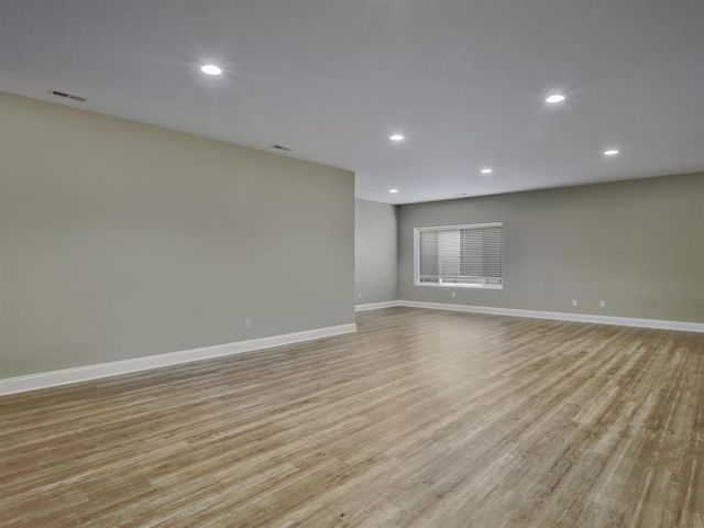 1021 E Rosemont Ct, Andover, KS 67002