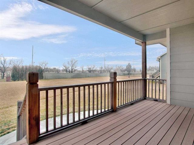 1021 E Rosemont Ct, Andover, KS 67002