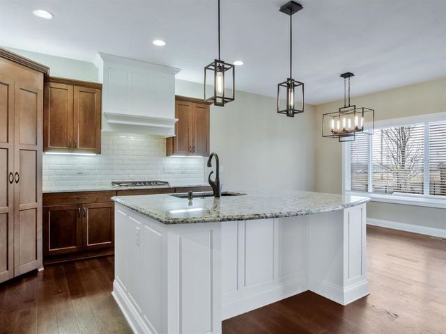 1021 E Rosemont Ct, Andover, KS 67002