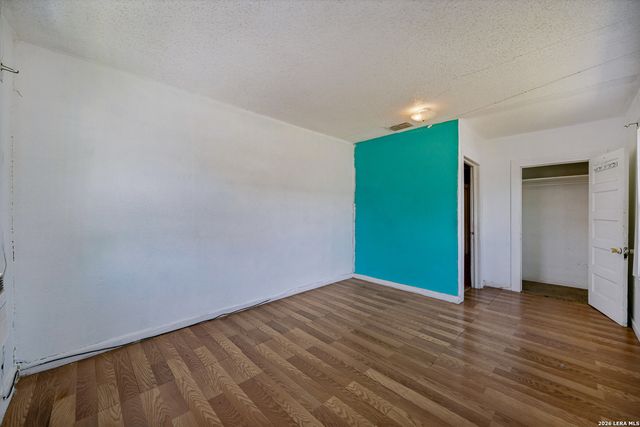 146 Mary Helen Dr, San Antonio, TX 78222