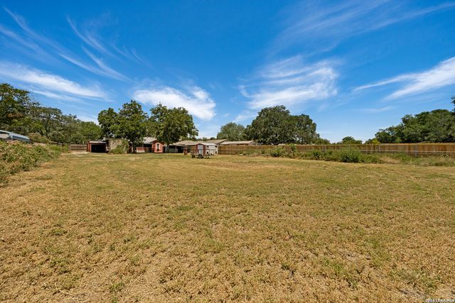 146 Mary Helen Dr, San Antonio, TX 78222