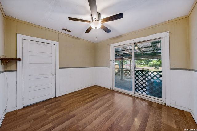 146 Mary Helen Dr, San Antonio, TX 78222