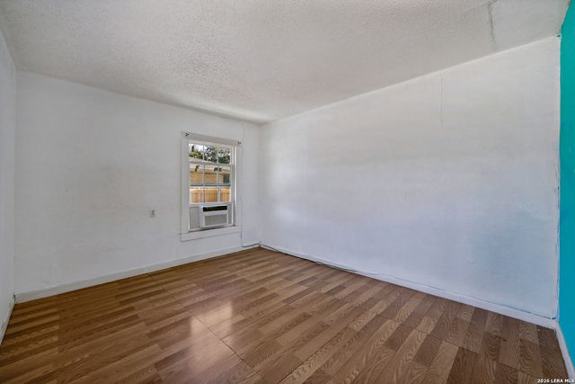 146 Mary Helen Dr, San Antonio, TX 78222