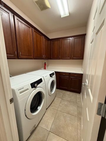 7176 Laramie Avenue, Las Vegas, NV 89113