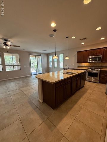7176 Laramie Avenue, Las Vegas, NV 89113