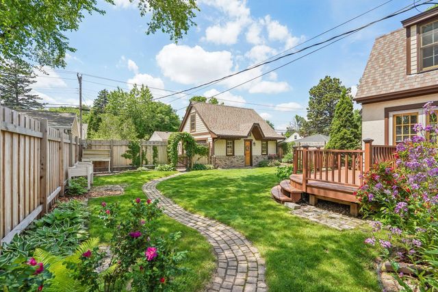 4227 York Avenue N, Robbinsdale, MN 55422