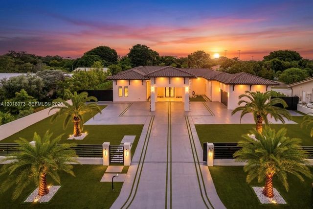 320 SW 125th Avenue, Miami, FL 33184
