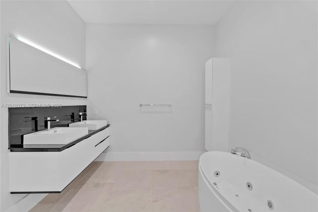 320 SW 125th Avenue, Miami, FL 33184