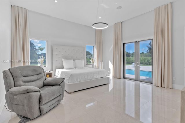 320 SW 125th Avenue, Miami, FL 33184