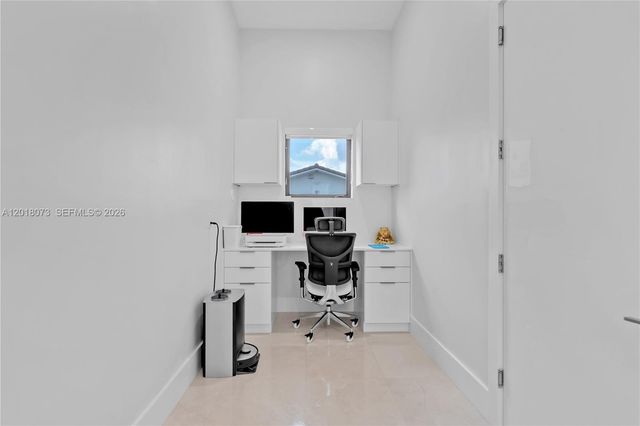 320 SW 125th Avenue, Miami, FL 33184