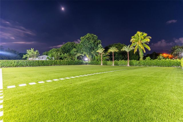 320 SW 125th Avenue, Miami, FL 33184