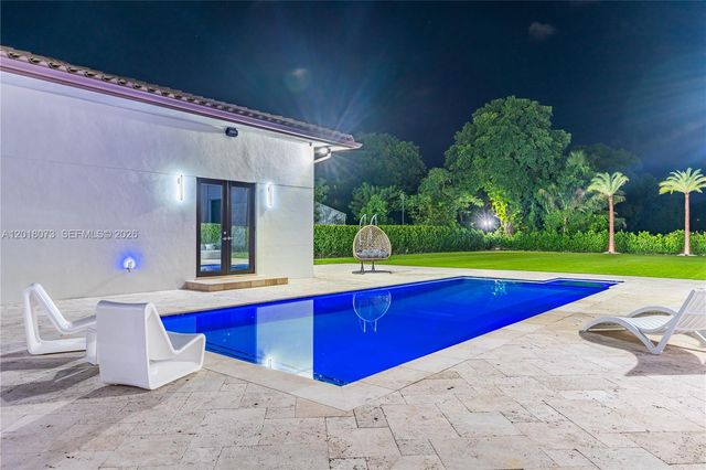 320 SW 125th Avenue, Miami, FL 33184