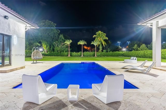 320 SW 125th Avenue, Miami, FL 33184