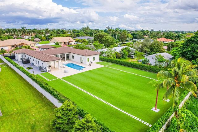 320 SW 125th Avenue, Miami, FL 33184