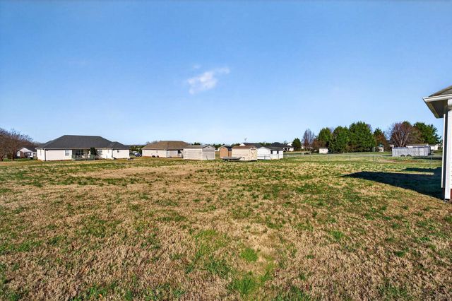 887 Champion Ferry Rd, Gaffney, SC 29341