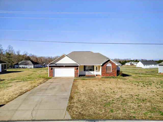 887 Champion Ferry Rd, Gaffney, SC 29341