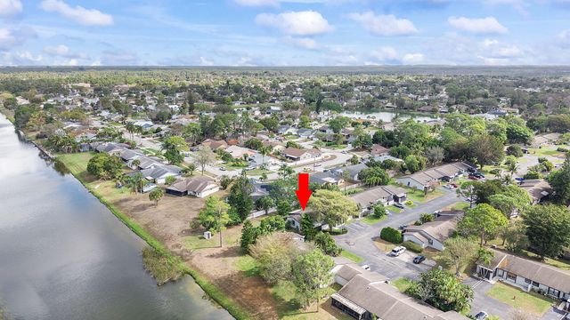 107 Conaskonk Circle, Royal Palm Beach, FL 33411