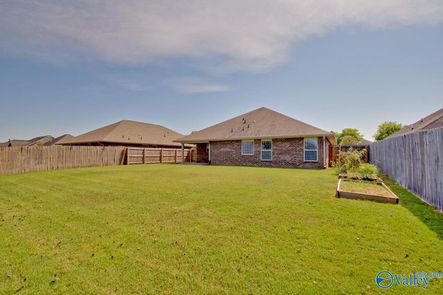 5010 Montauk Trail, Owens Cross Roads, AL 35763