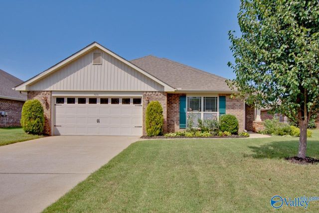 5010 Montauk Trail, Owens Cross Roads, AL 35763